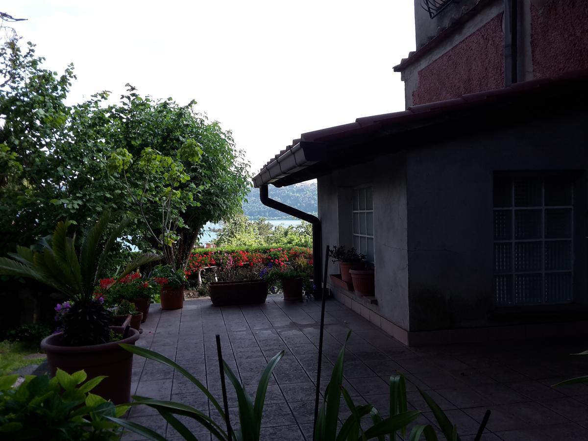 Bed&Breakfast "Fiorella" Sul Lago Castel Gandolfo Extérieur photo